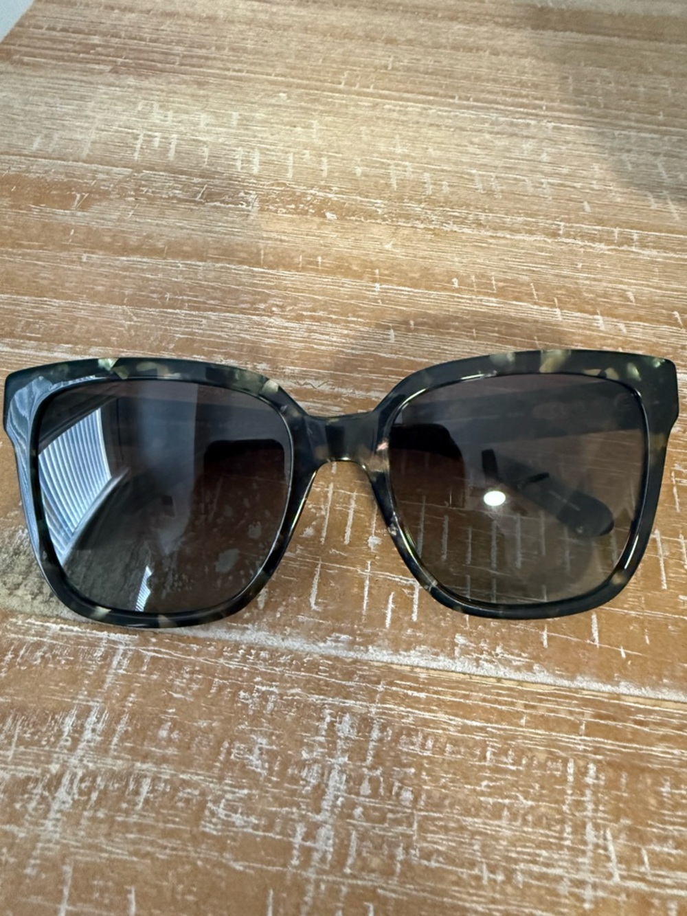 kate spade Green Tortoise Sunglasses - Picture 3 of 8